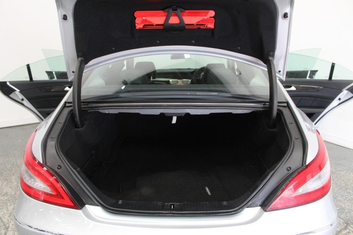 Used Mercedes-Benz CLS 2013 for sale - 77937789: Photo 24