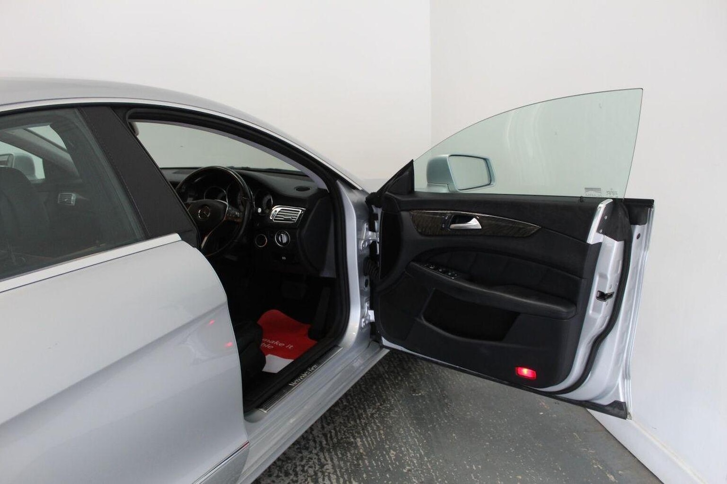 Used Mercedes-Benz CLS 2013 for sale - 77937789: Photo 25