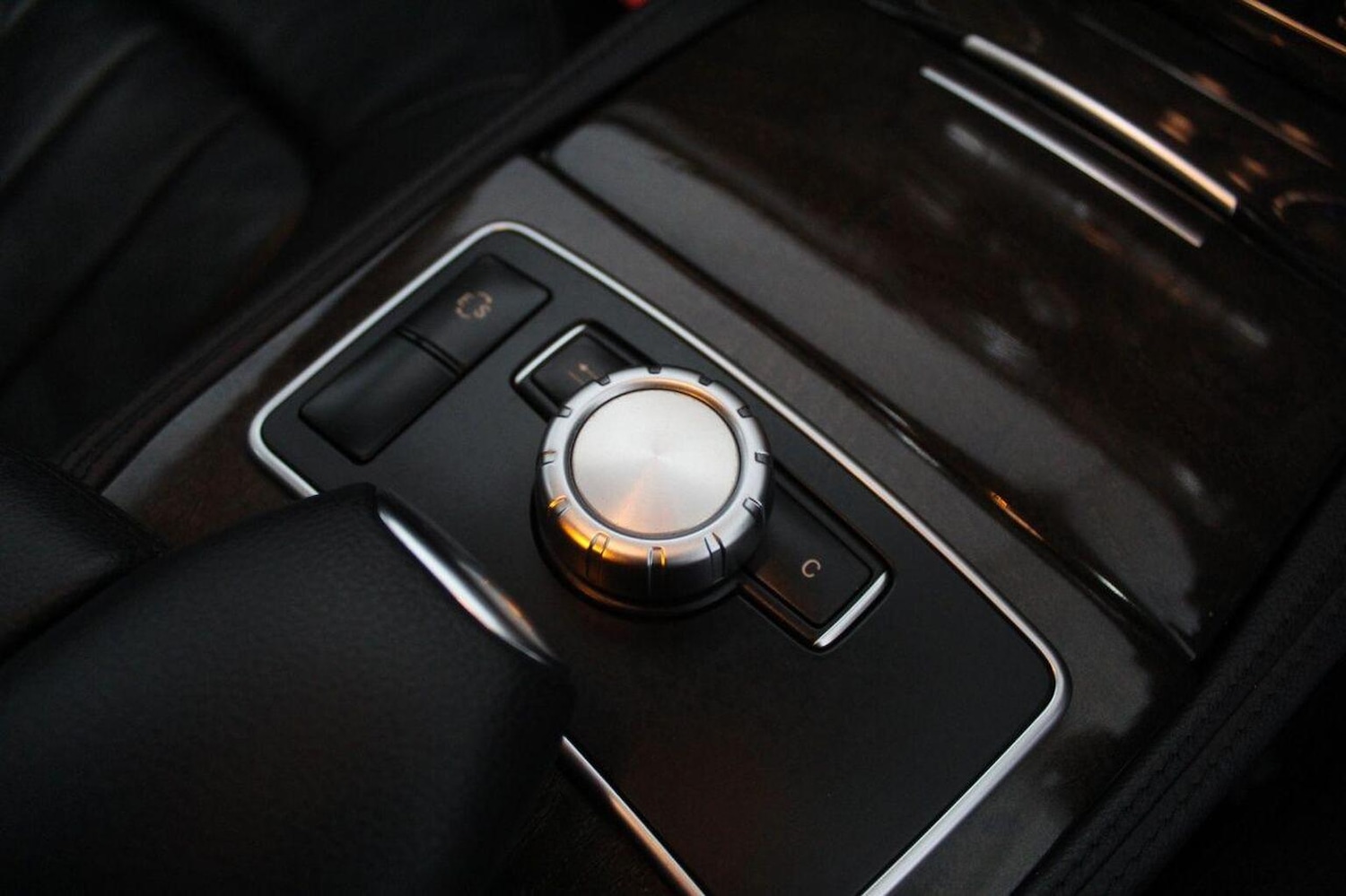 Used Mercedes-Benz CLS 2013 for sale - 77937789: Photo 44