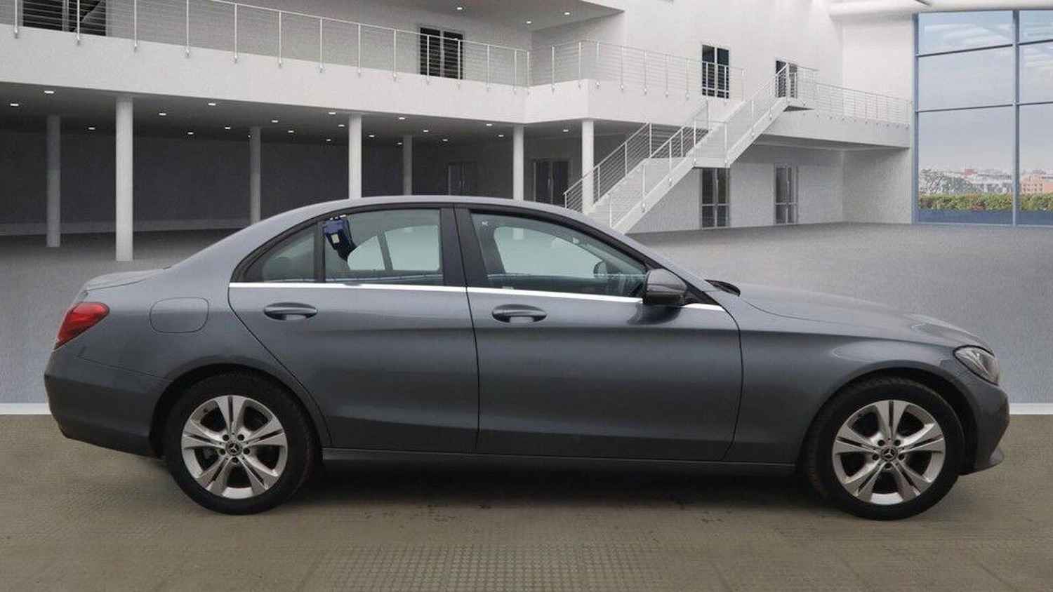 Used Mercedes-Benz C Class 2018 for sale - 77897807: Photo 9