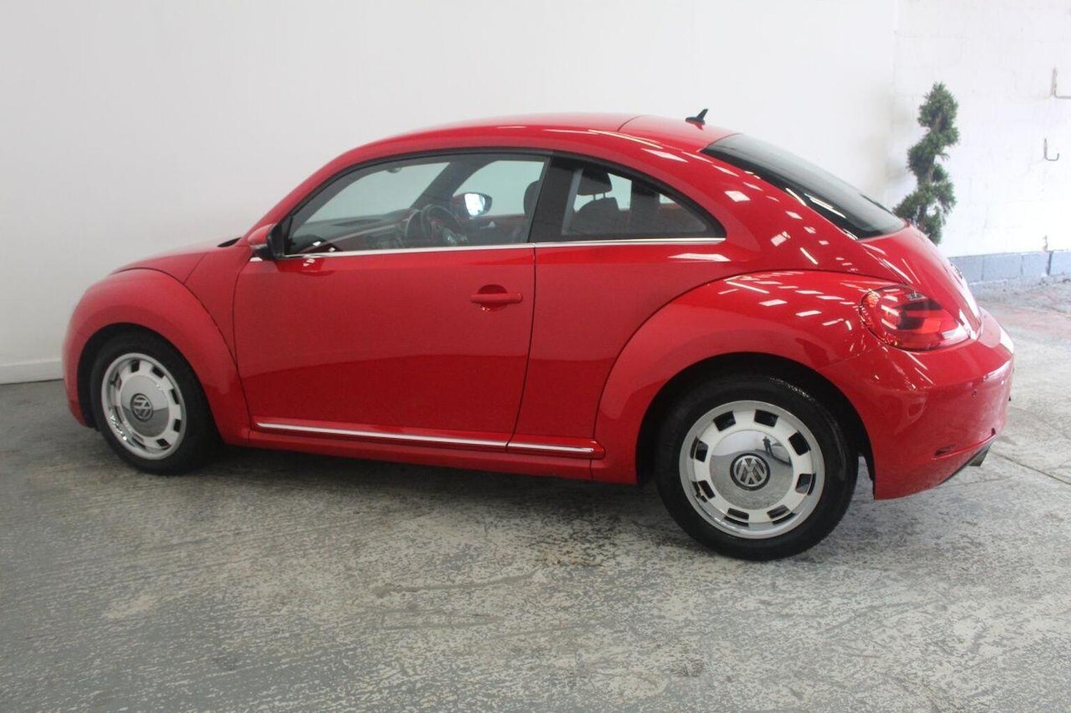 Used Volkswagen Beetle 2014 for sale - 77937969: Photo 10