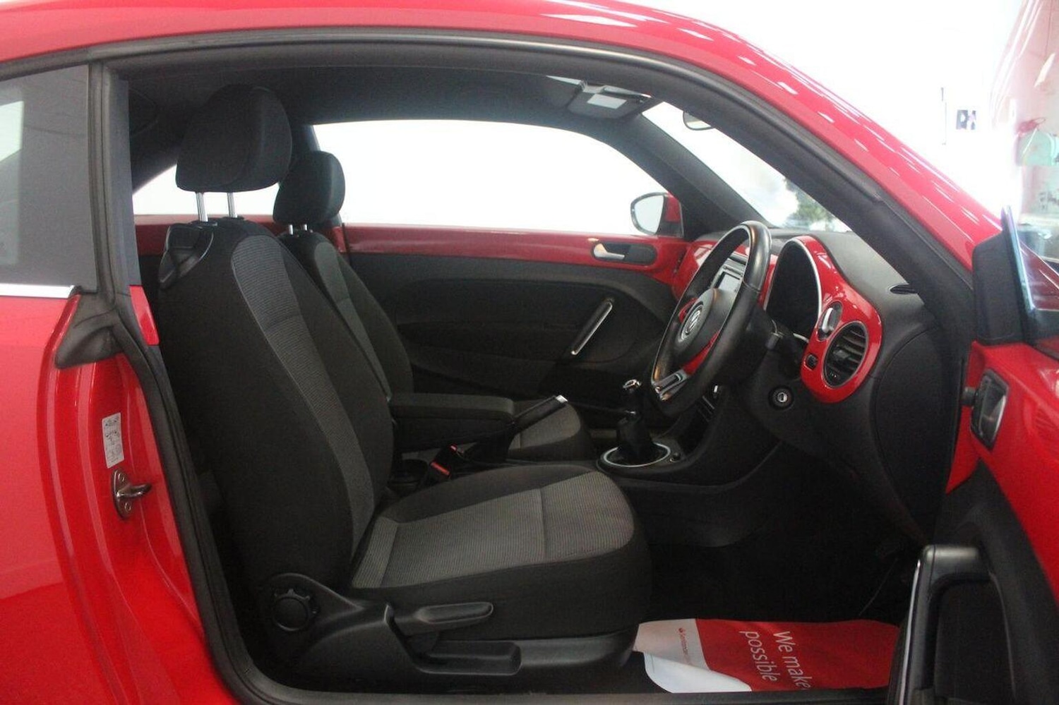 Used Volkswagen Beetle 2014 for sale - 77937969: Photo 25