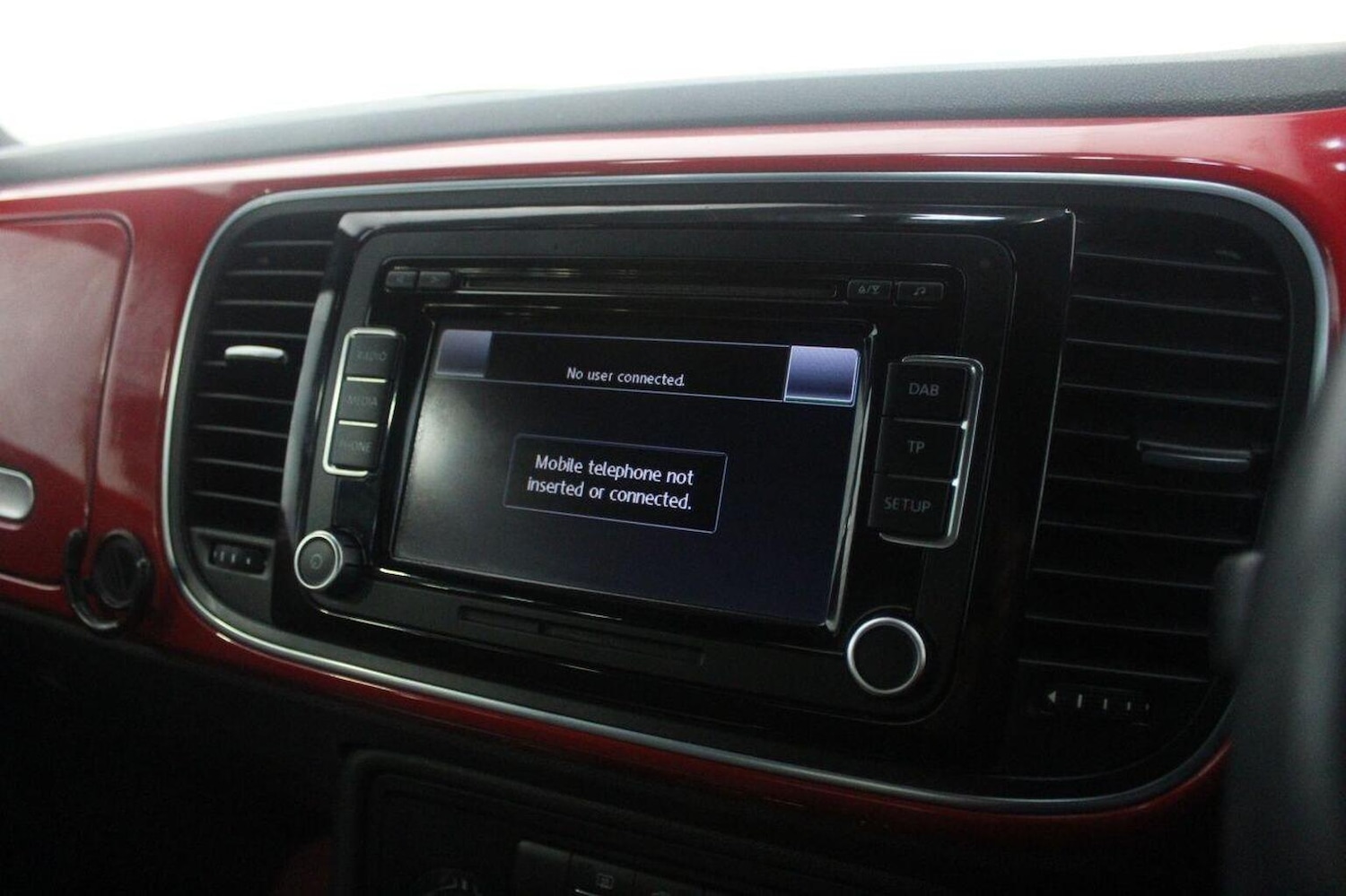 Used Volkswagen Beetle 2014 for sale - 77937969: Photo 31