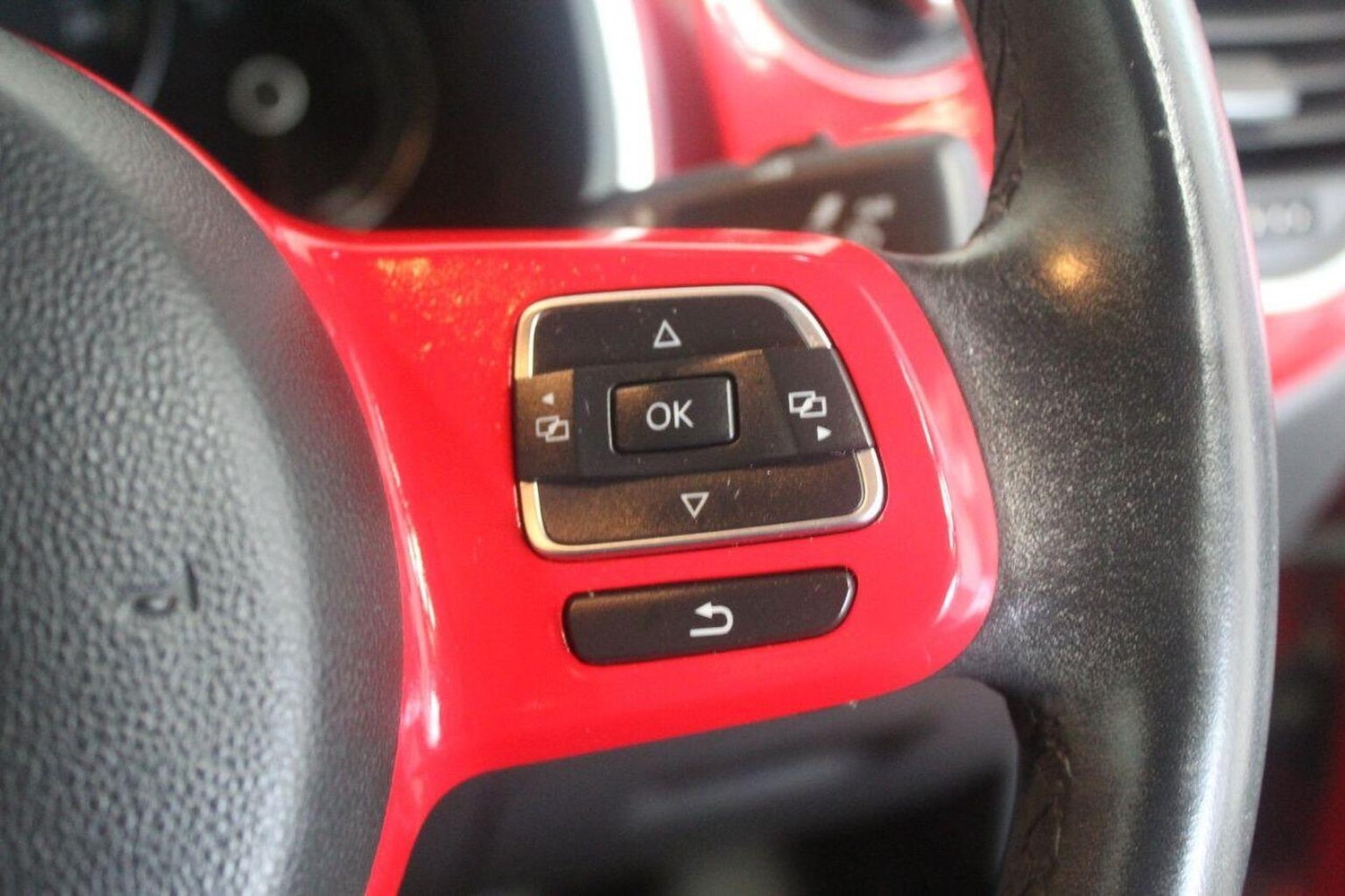 Used Volkswagen Beetle 2014 for sale - 77937969: Photo 40