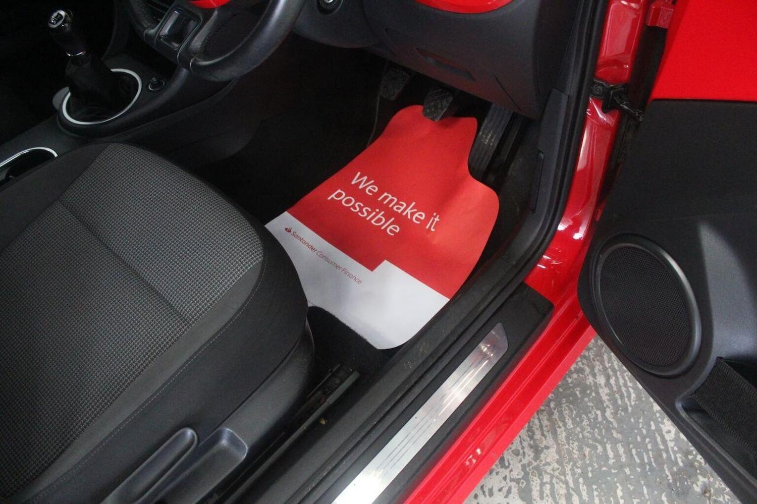 Used Volkswagen Beetle 2014 for sale - 77937969: Photo 42