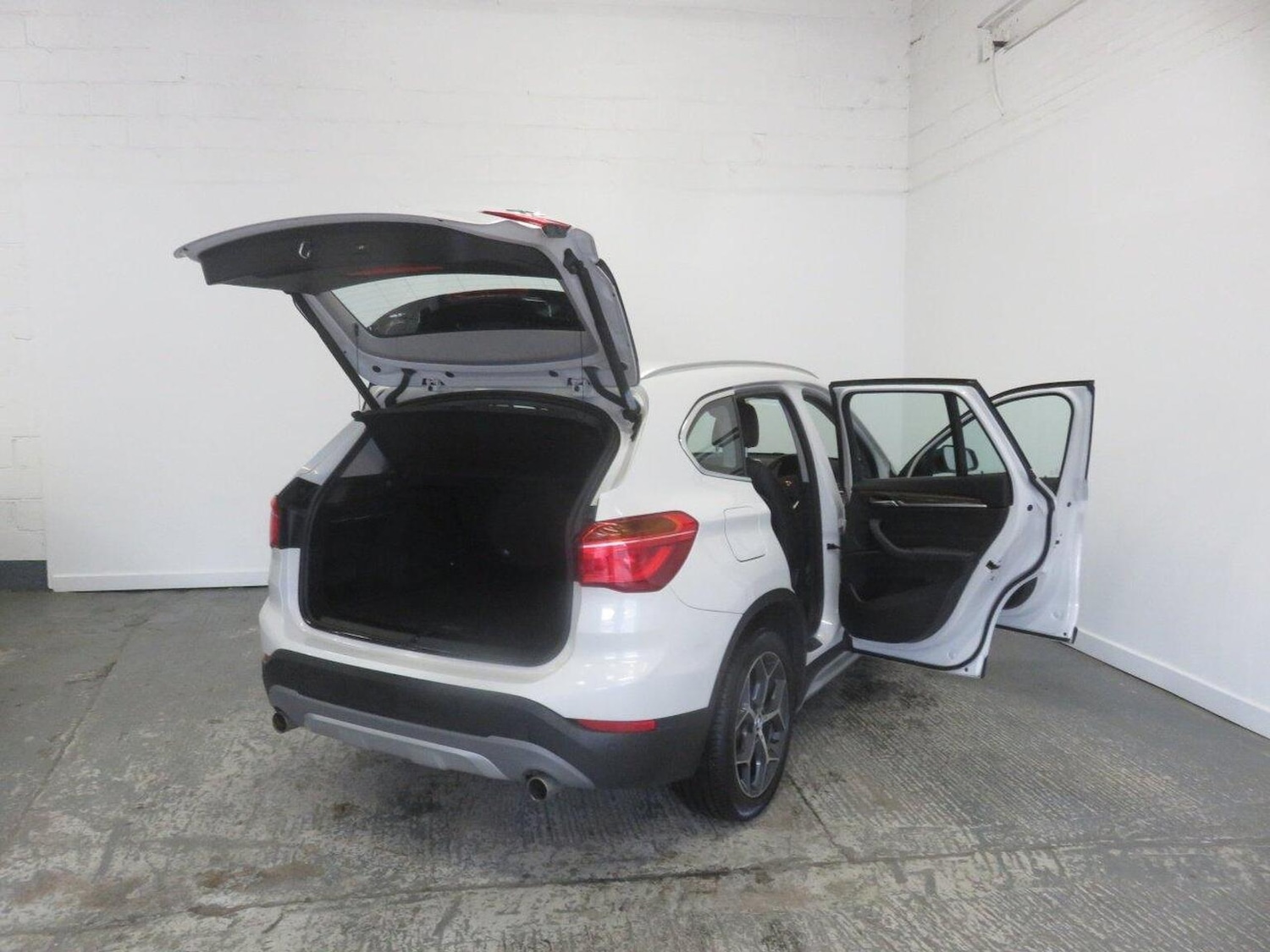Used BMW X1 2015 for sale - 77938015: Photo 21