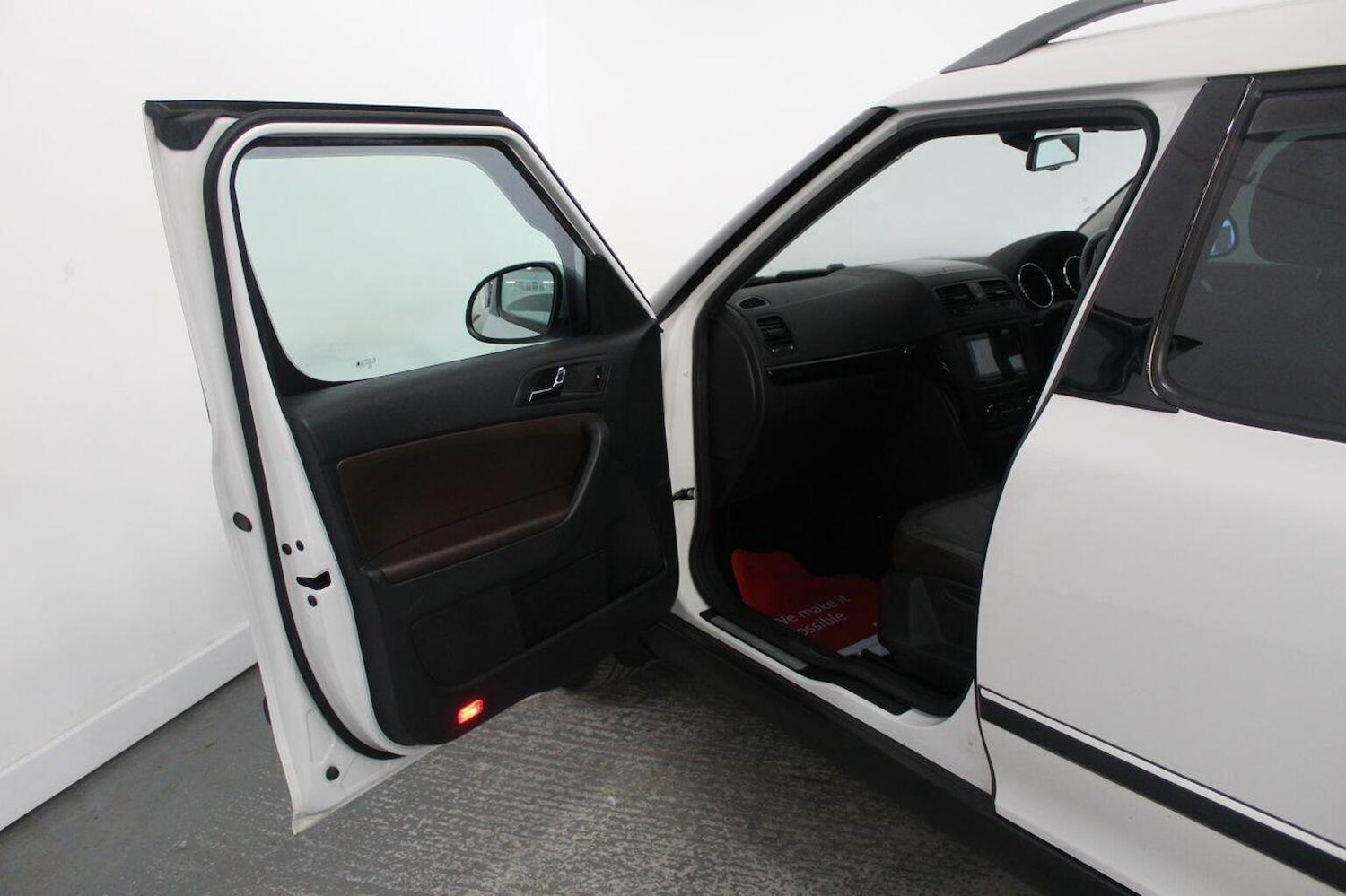 Used Skoda Yeti 2014 for sale - 77891669: Photo 28