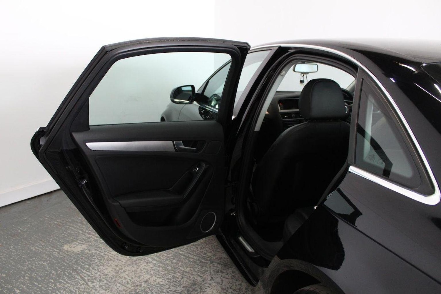 Vehicle 27