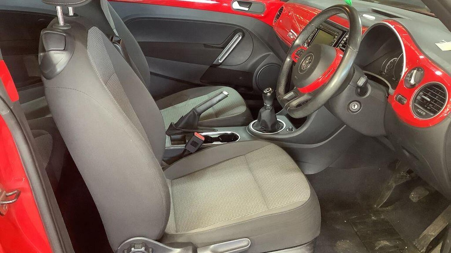 Used Volkswagen Beetle 2014 for sale - 77391895: Photo 13