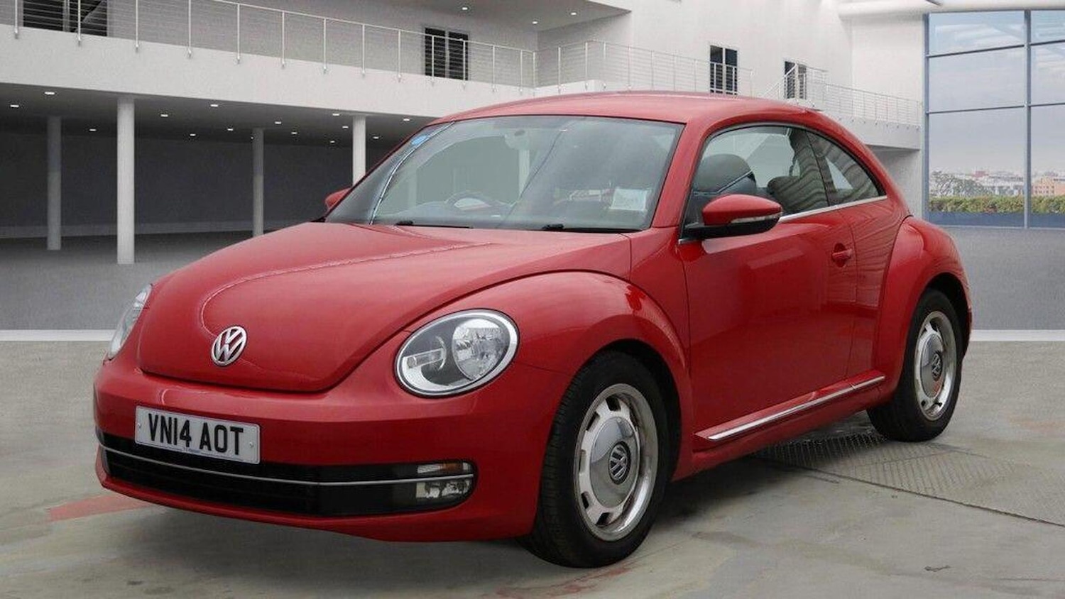 Used Volkswagen Beetle 2014 for sale - 77391895: Photo 2