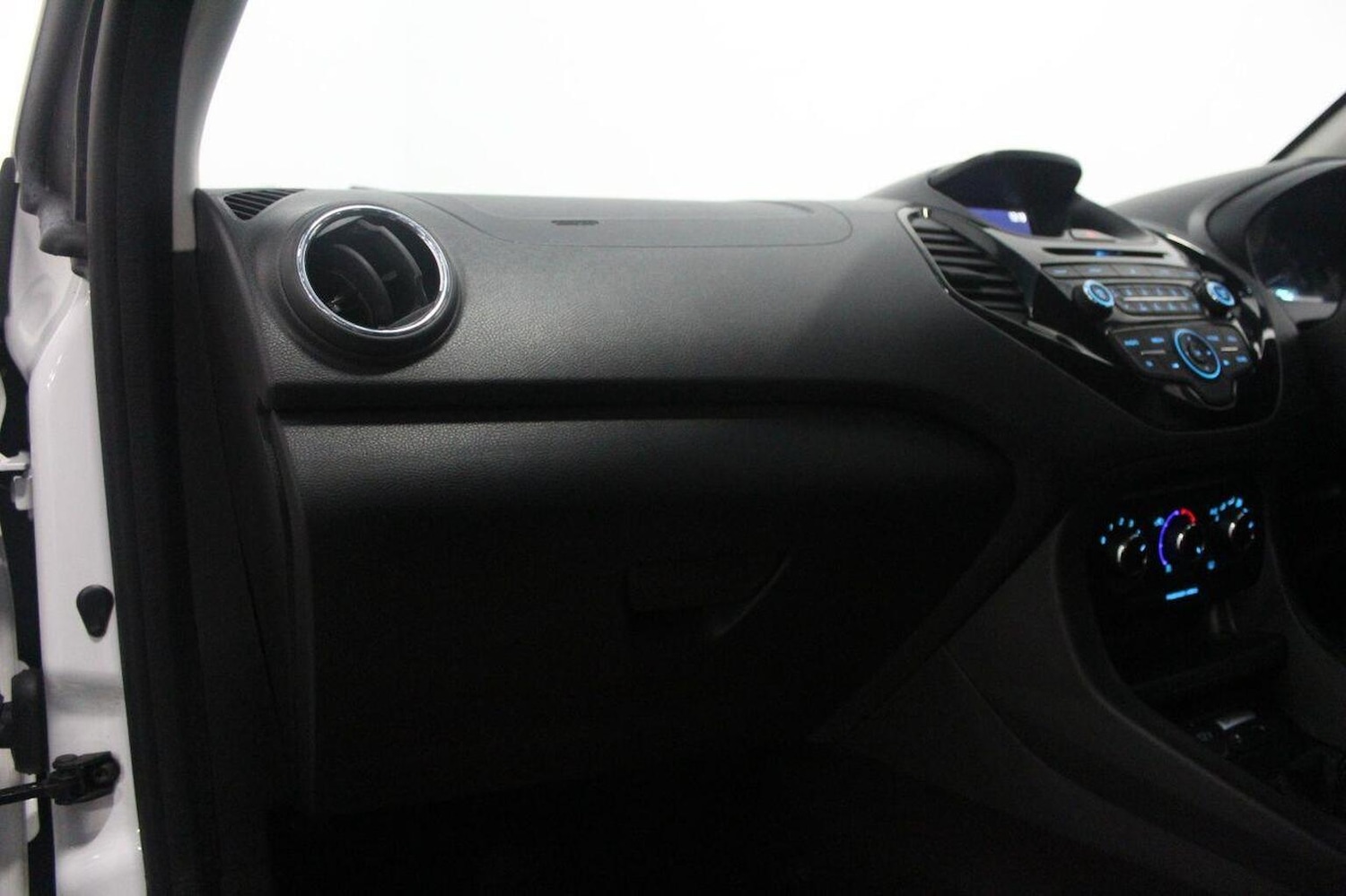 Used Ford Ka+ 2017 for sale - 77310740: Photo 29