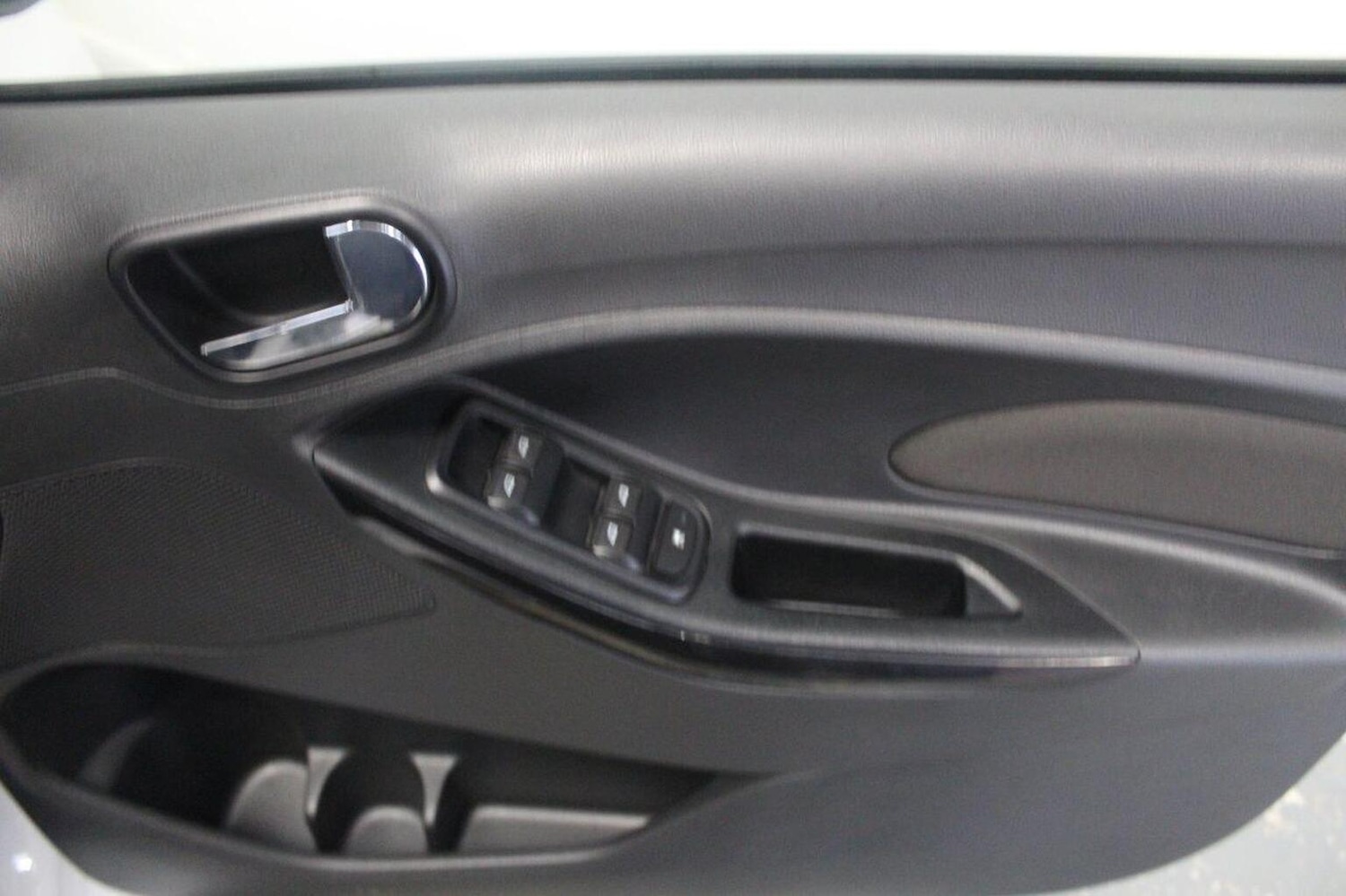 Used Ford Ka+ 2017 for sale - 77310740: Photo 45