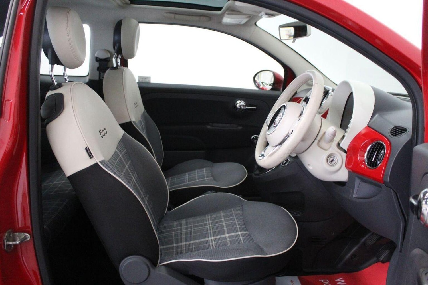 Used Fiat 500 2015 for sale - 77023161: Photo 28