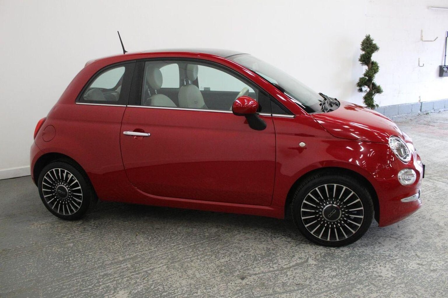 Used Fiat 500 2015 for sale - 77023161: Photo 4