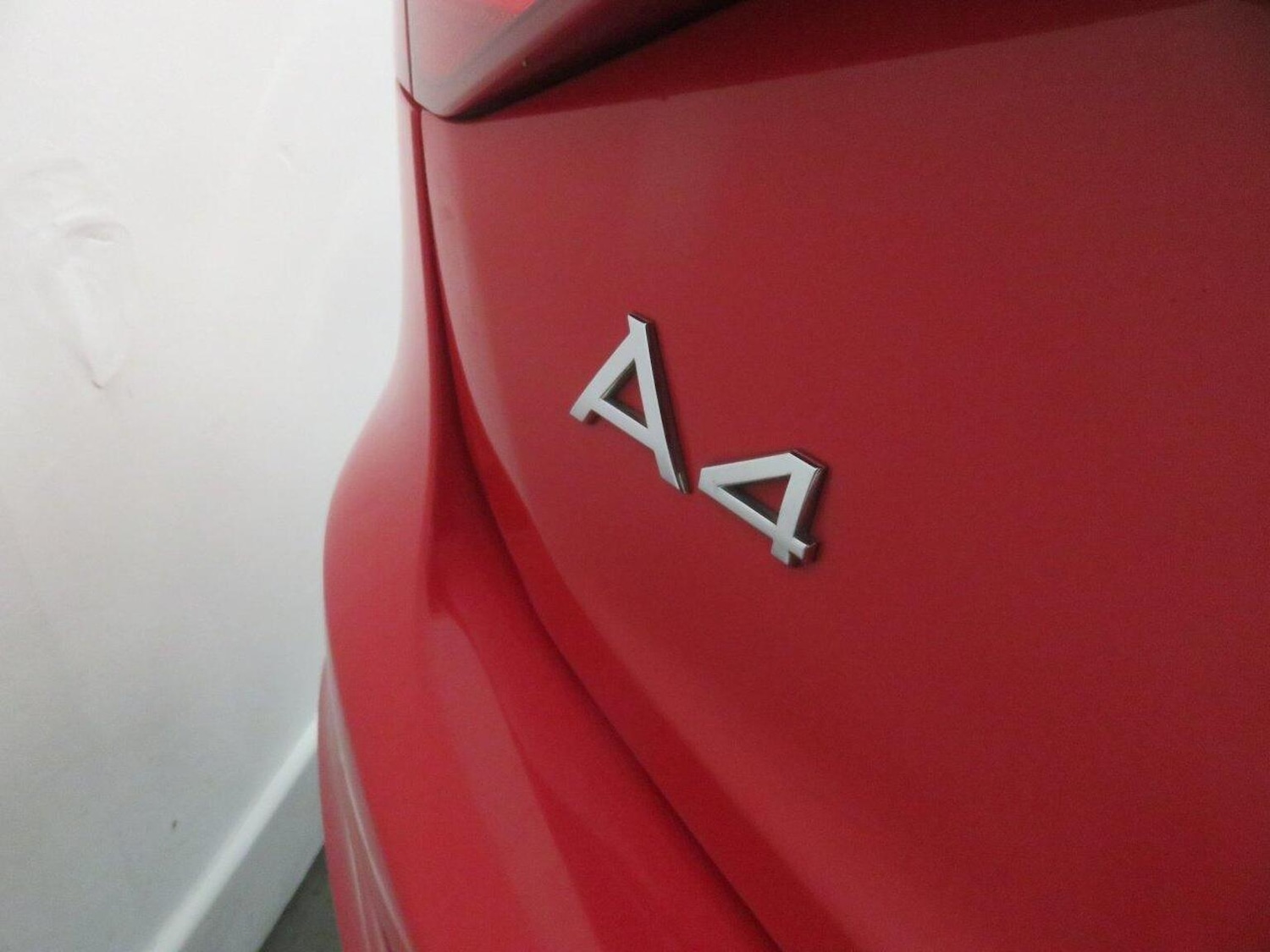 Used Audi A4 2014 for sale - 77937998: Photo 16