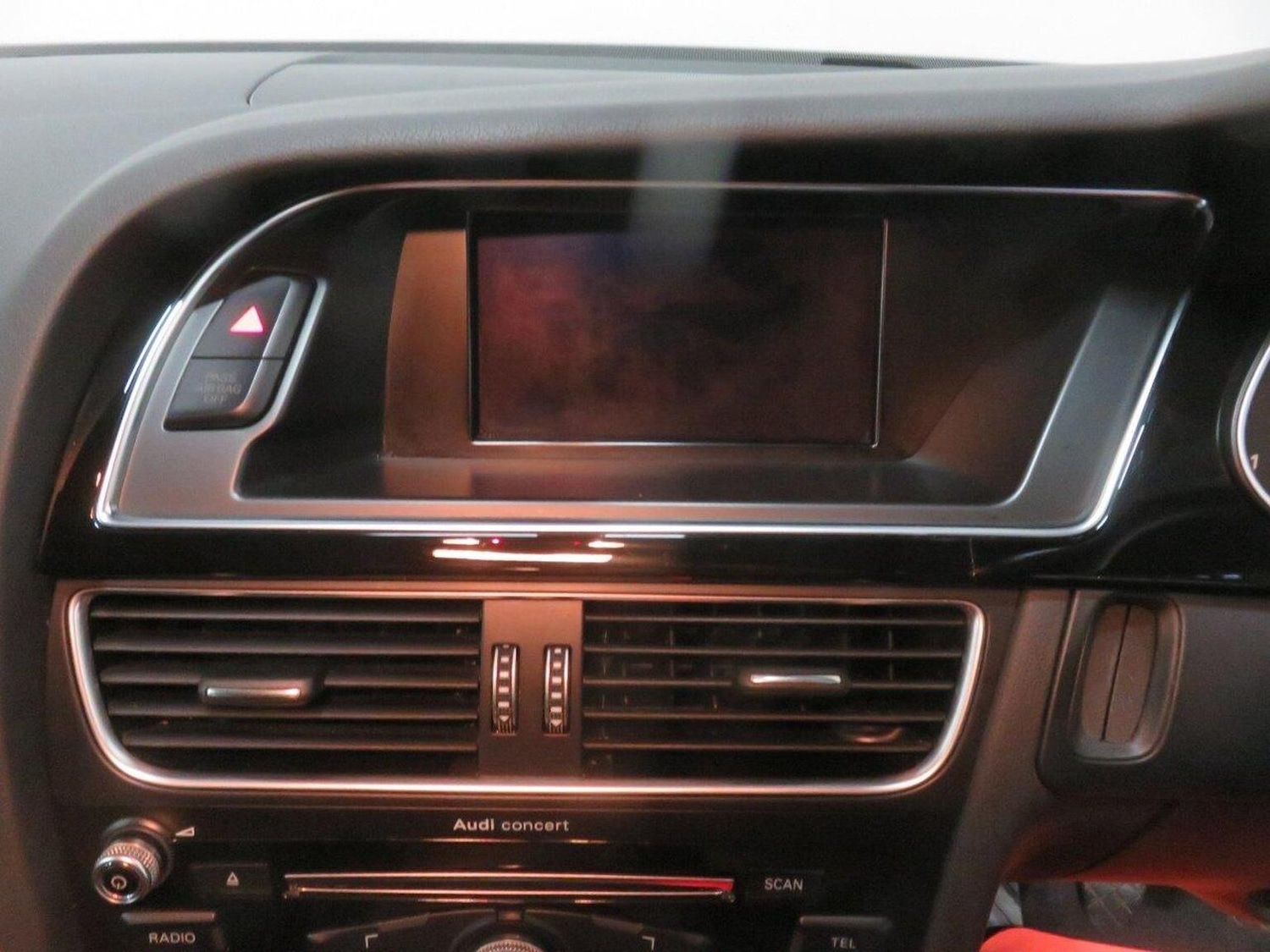 Used Audi A4 2014 for sale - 77937998: Photo 35