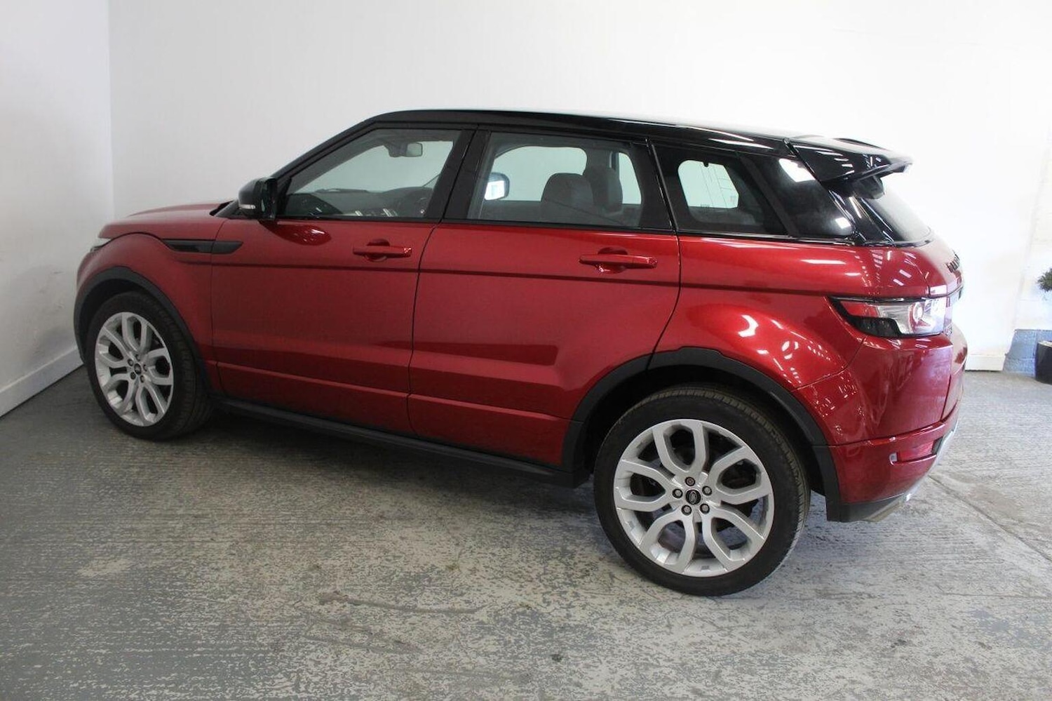 Used Land Rover Range Rover Evoque 2012 for sale - 77937992: Photo 10