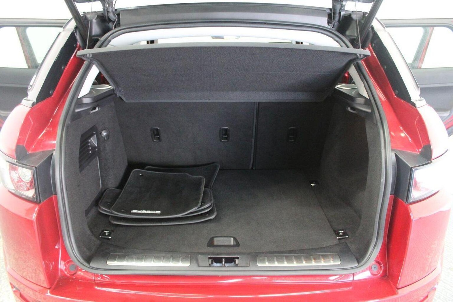 Used Land Rover Range Rover Evoque 2012 for sale - 77937992: Photo 24