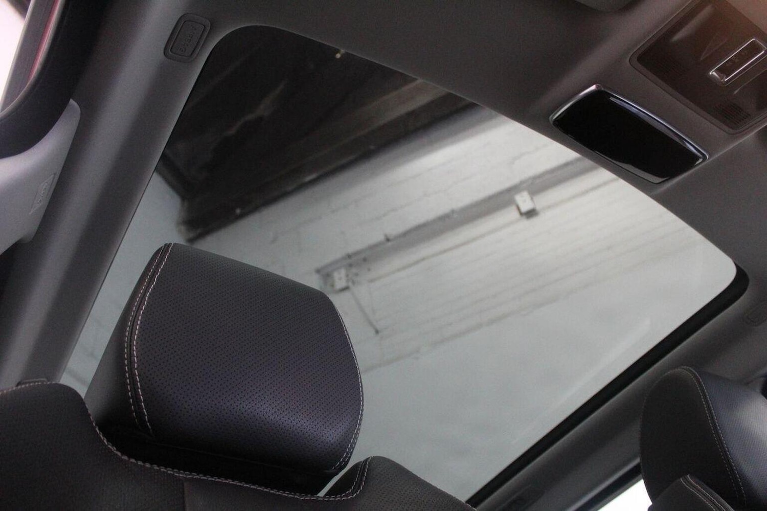 Used Land Rover Range Rover Evoque 2012 for sale - 77937992: Photo 32