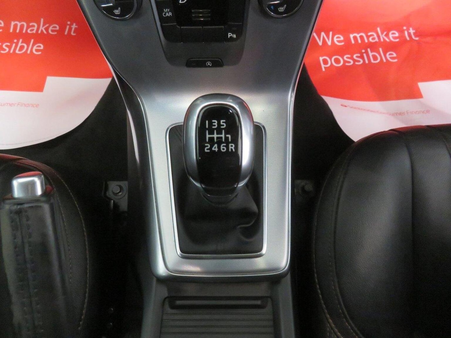 Used Volvo V40 Cross Country 2016 for sale - 77938237: Photo 38