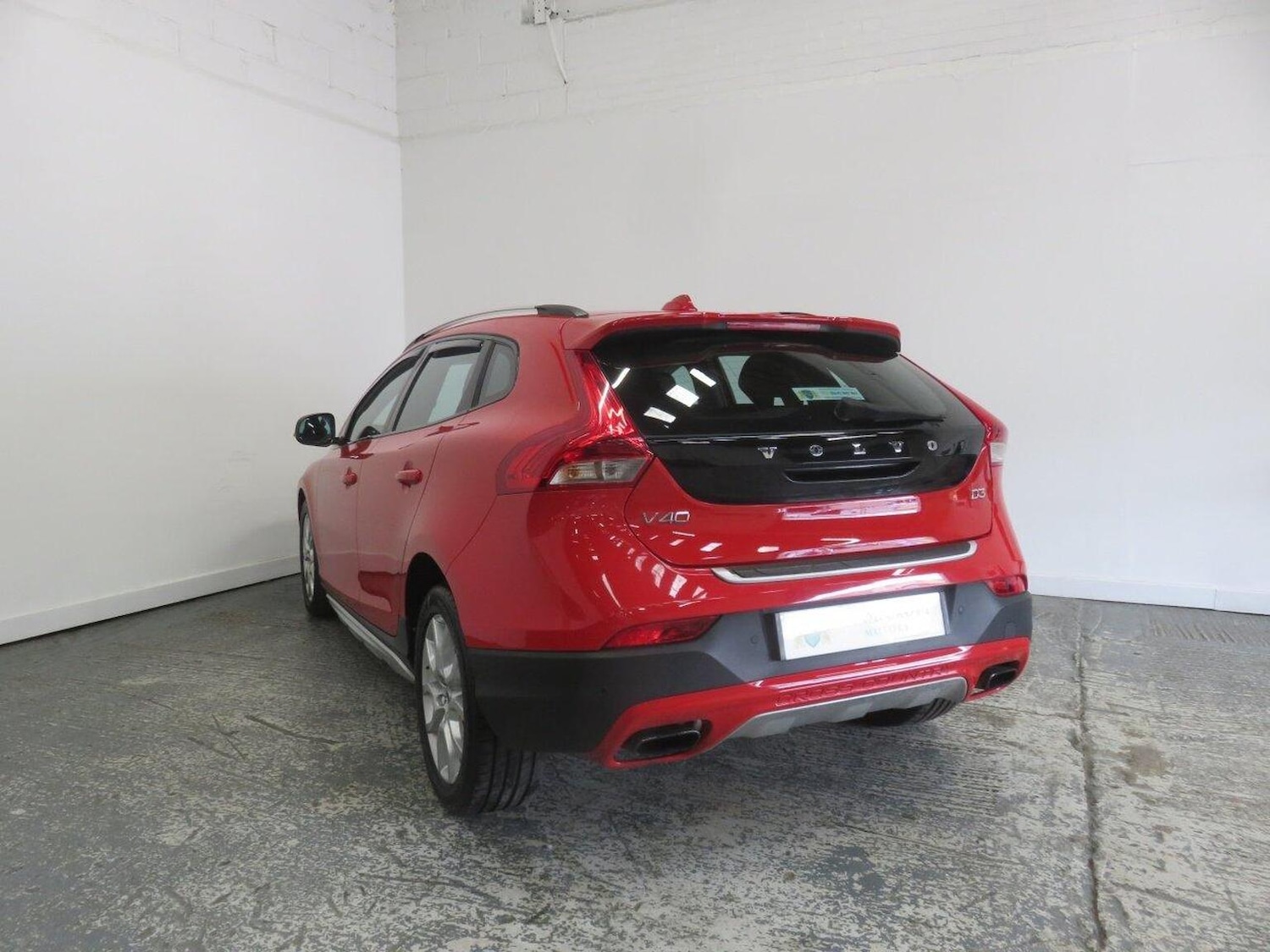 Used Volvo V40 Cross Country 2016 for sale - 77938237: Photo 7