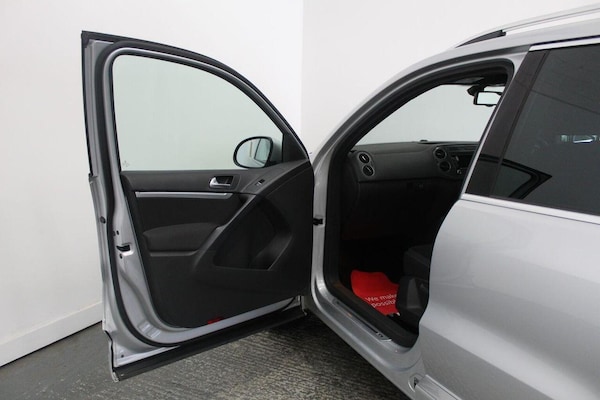 Used Volkswagen Tiguan 2015 for sale - 76016720: Photo 27