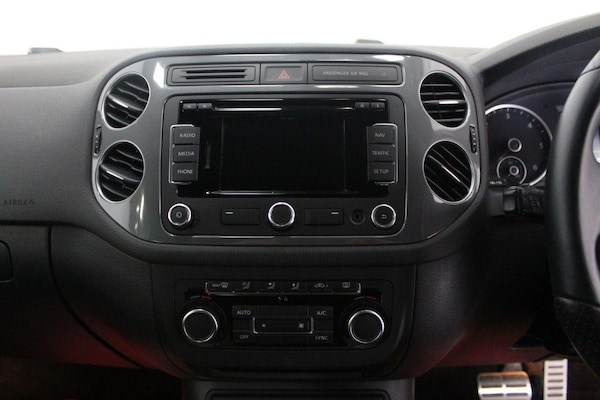 Used Volkswagen Tiguan 2015 for sale - 76016720: Photo 33