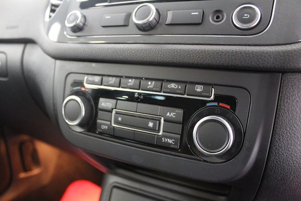 Used Volkswagen Tiguan 2015 for sale - 76016720: Photo 41