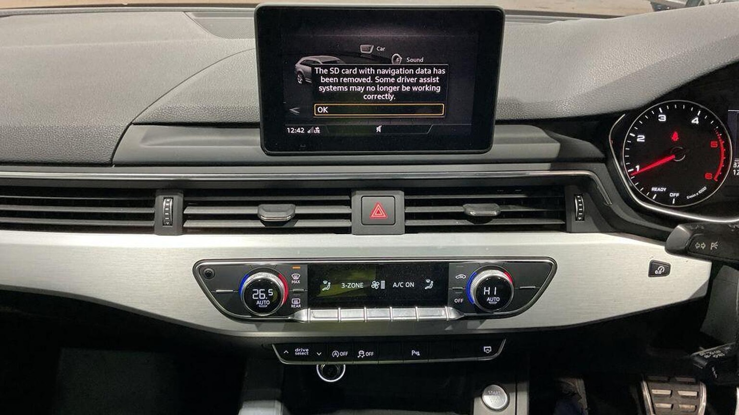 Used Audi A4 Avant 2016 for sale - 77077120: Photo 13