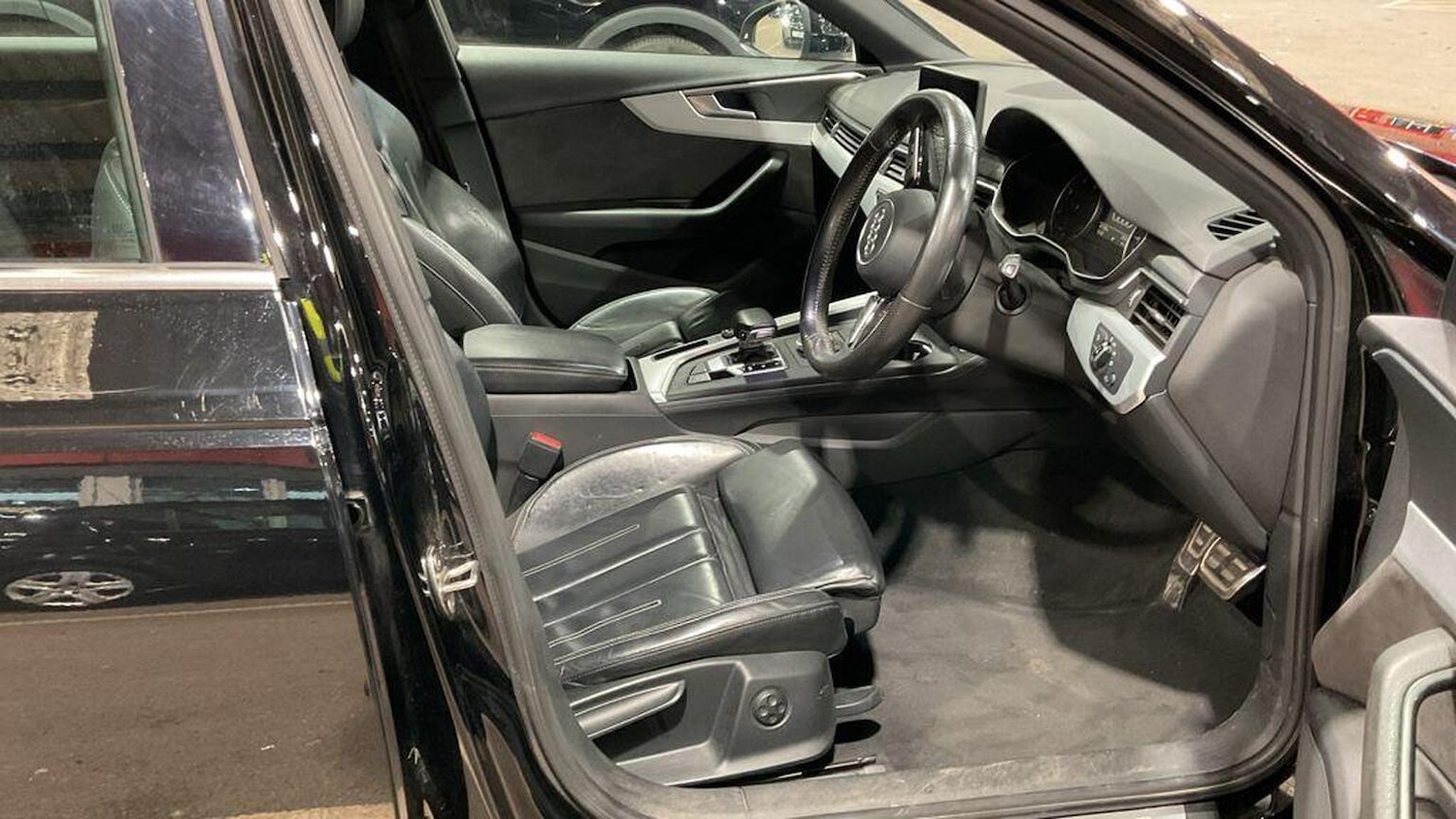 Used Audi A4 Avant 2016 for sale - 77077120: Photo 15