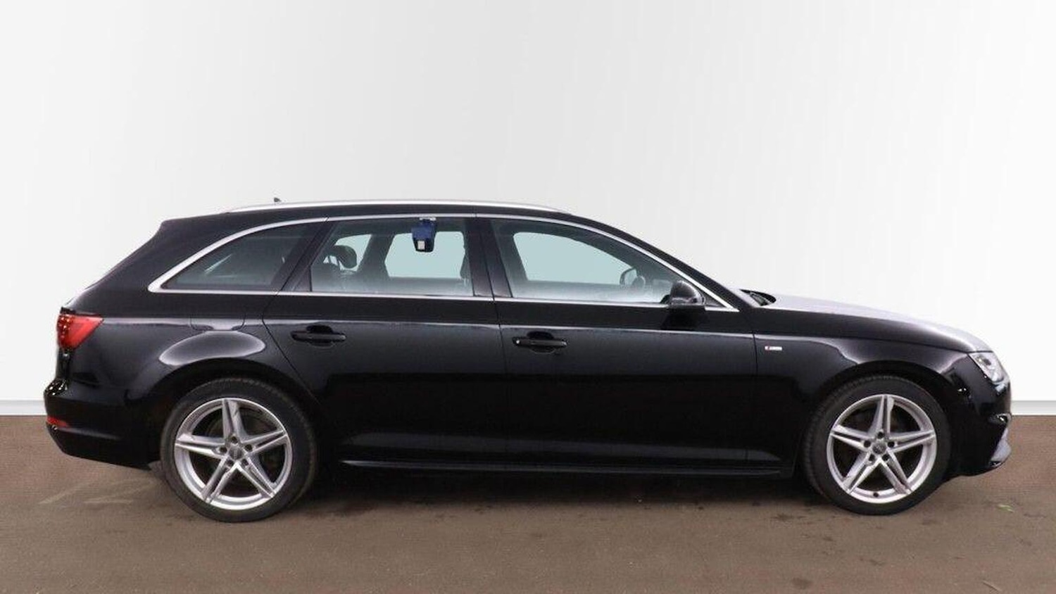 Used Audi A4 Avant 2016 for sale - 77077120: Photo 9