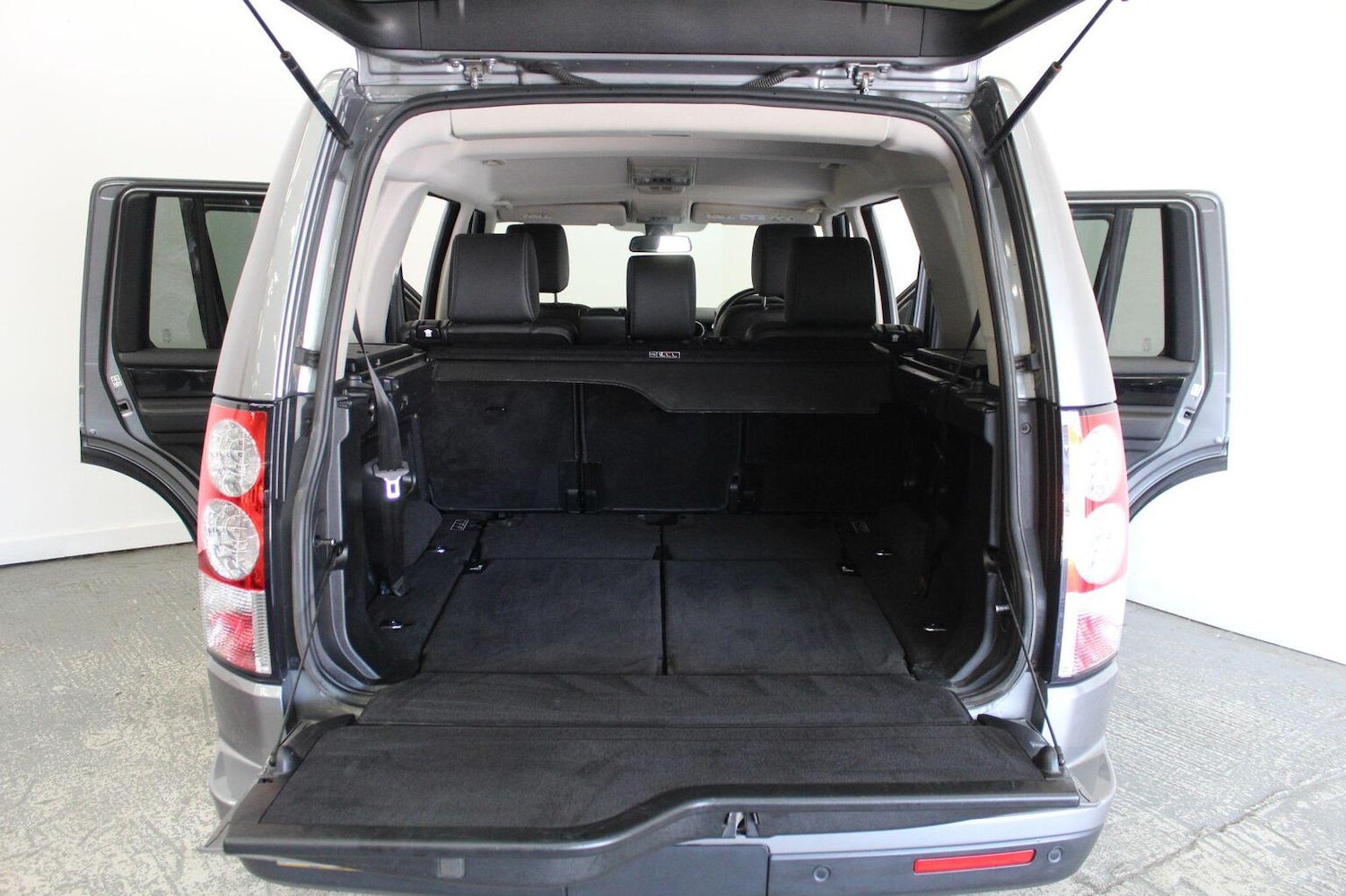 Used Land Rover Discovery 2012 for sale - 76769203: Photo 25