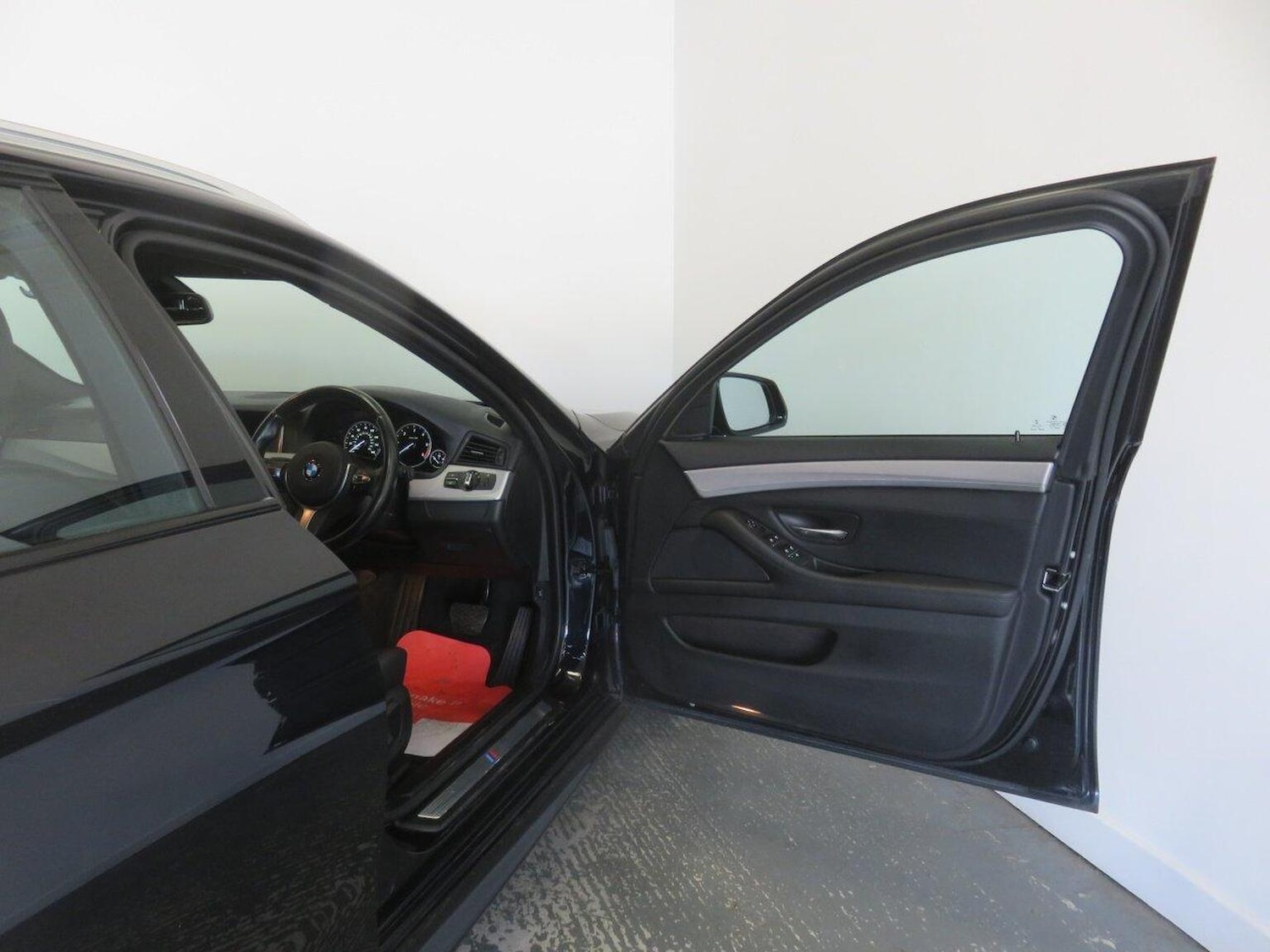 Used BMW 5 Series 2016 for sale - 77938022: Photo 24