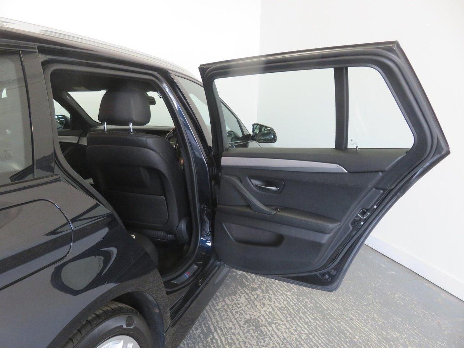 Used BMW 5 Series 2016 for sale - 77938022: Photo 25