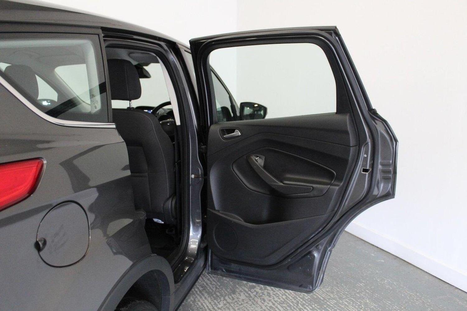 Used Ford Kuga 2016 for sale - 76793706: Photo 24