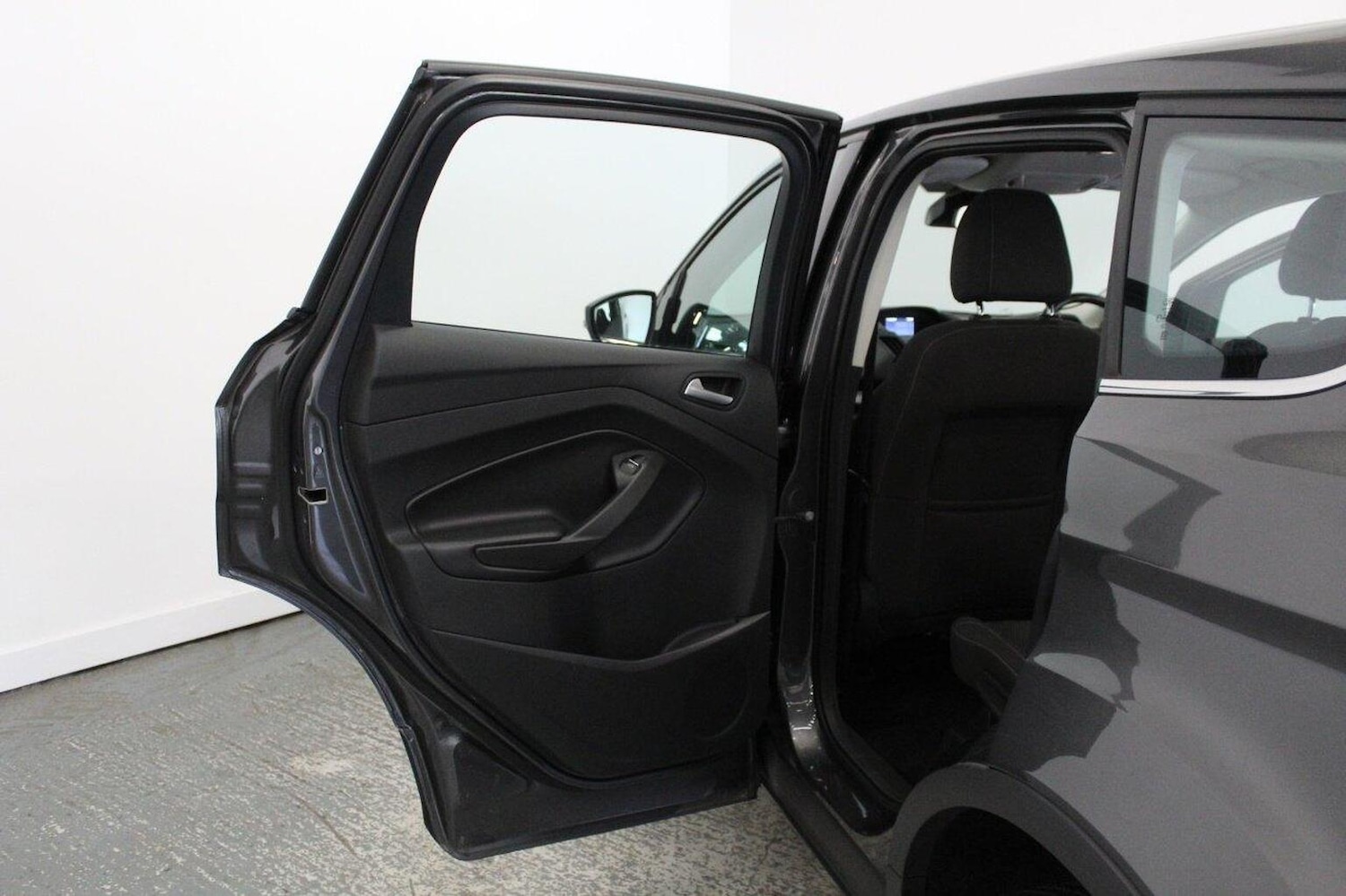 Used Ford Kuga 2016 for sale - 76793706: Photo 26