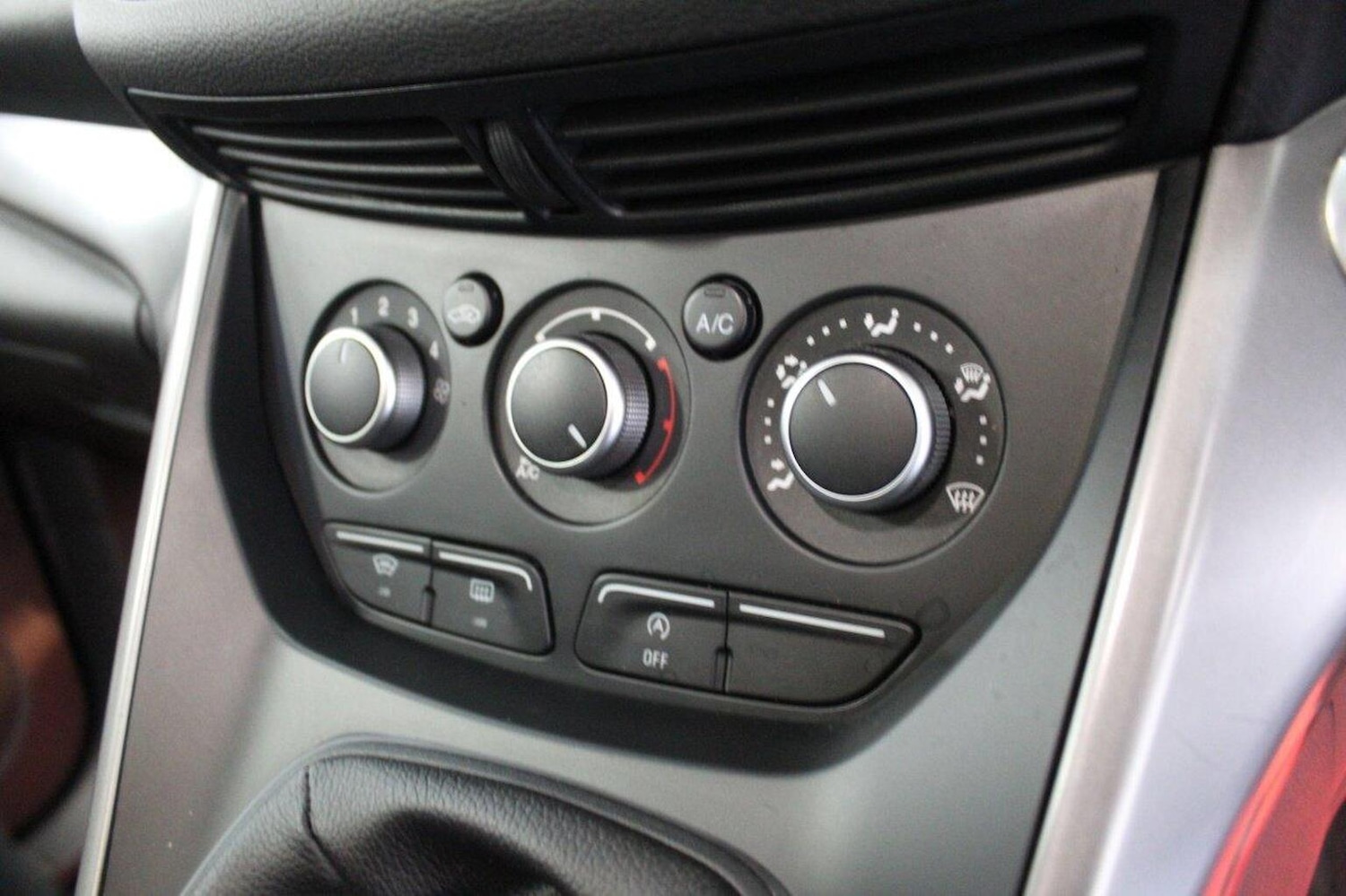 Used Ford Kuga 2016 for sale - 76793706: Photo 35