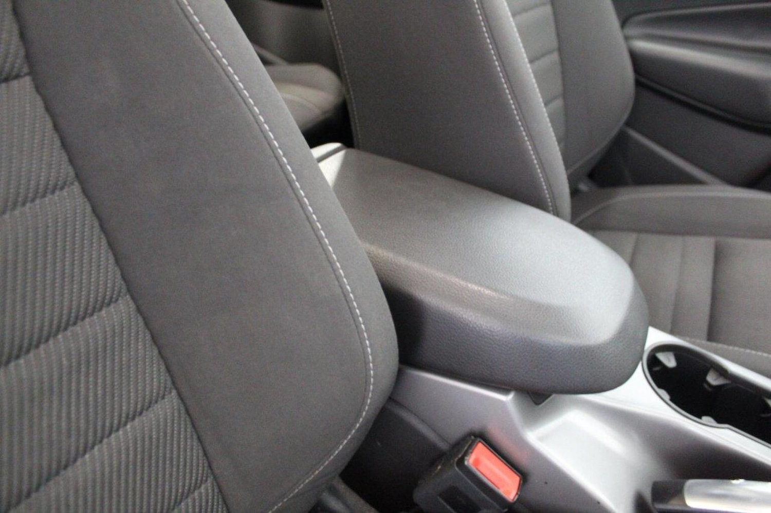 Used Ford Kuga 2016 for sale - 76793706: Photo 37