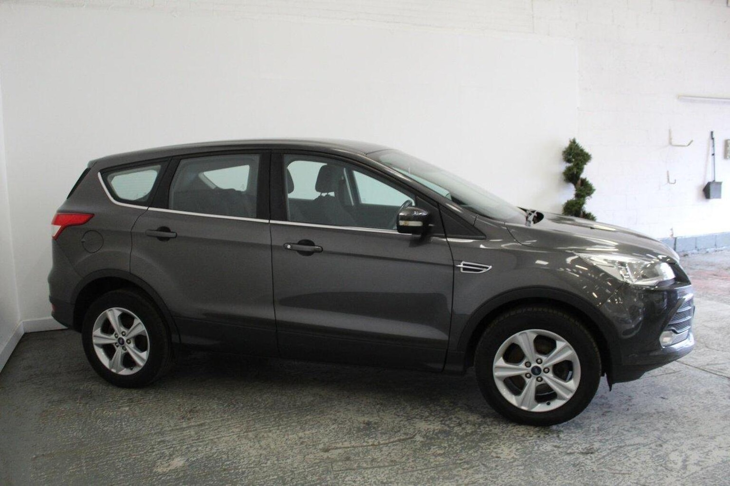 Used Ford Kuga 2016 for sale - 76793706: Photo 4