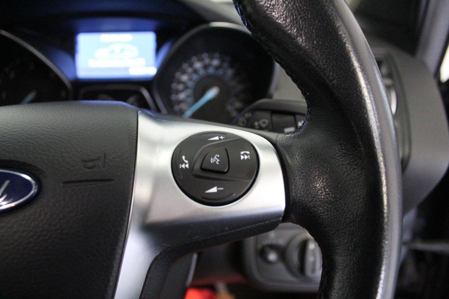 Used Ford Kuga 2016 for sale - 76793706: Photo 41