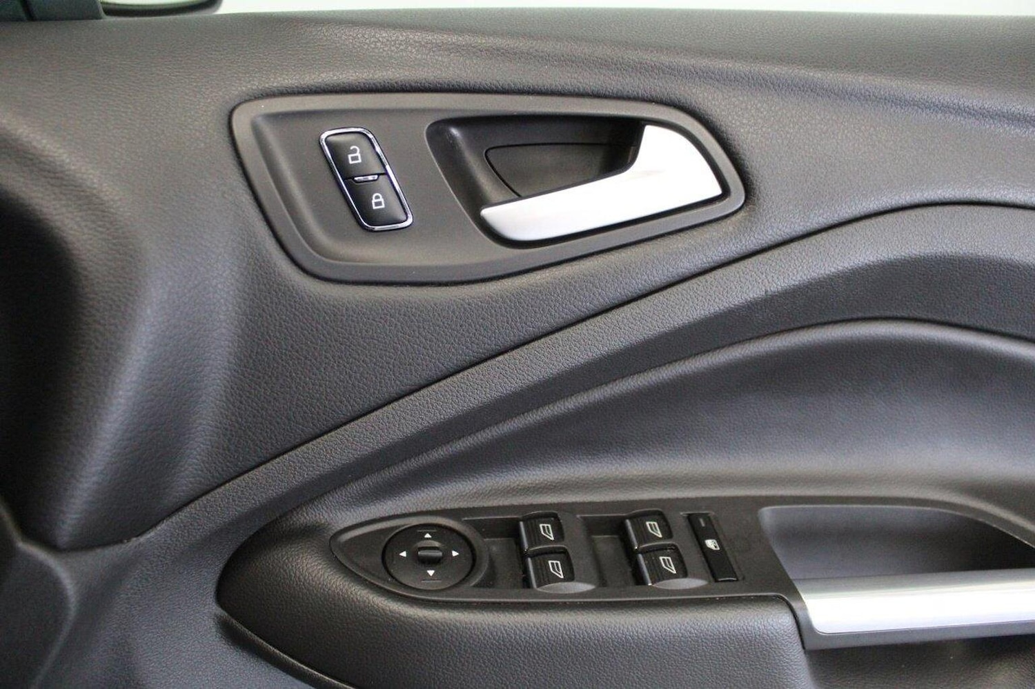 Used Ford Kuga 2016 for sale - 76793706: Photo 44