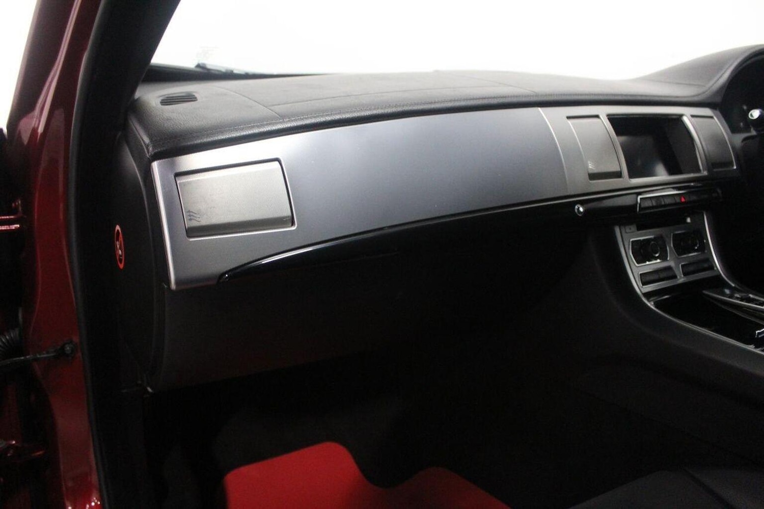 Used Jaguar XF 2014 for sale - 76904694: Photo 34