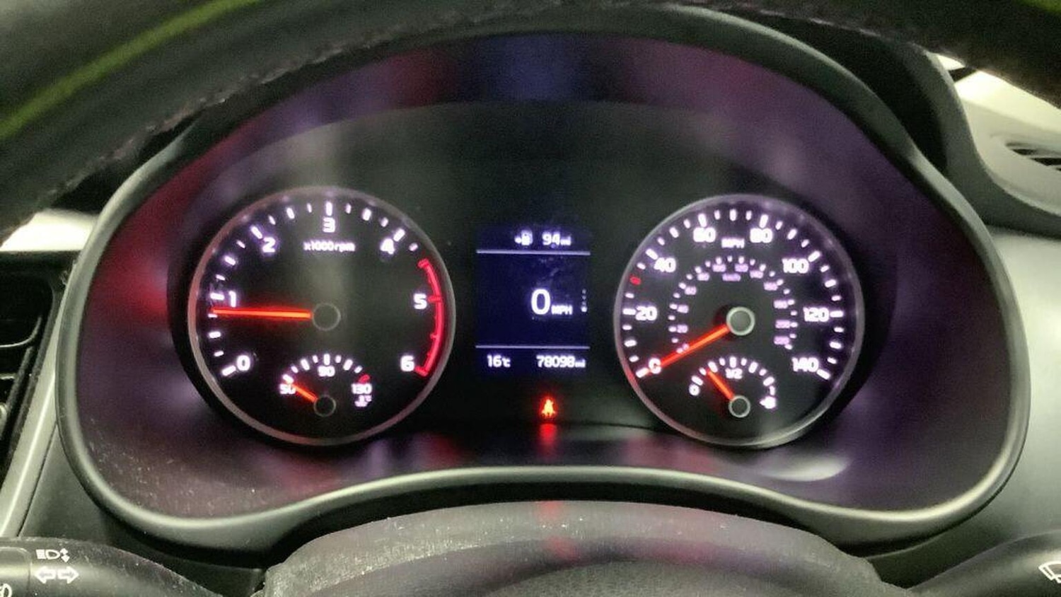 Used Kia Stonic 2018 for sale - 76941759: Photo 14