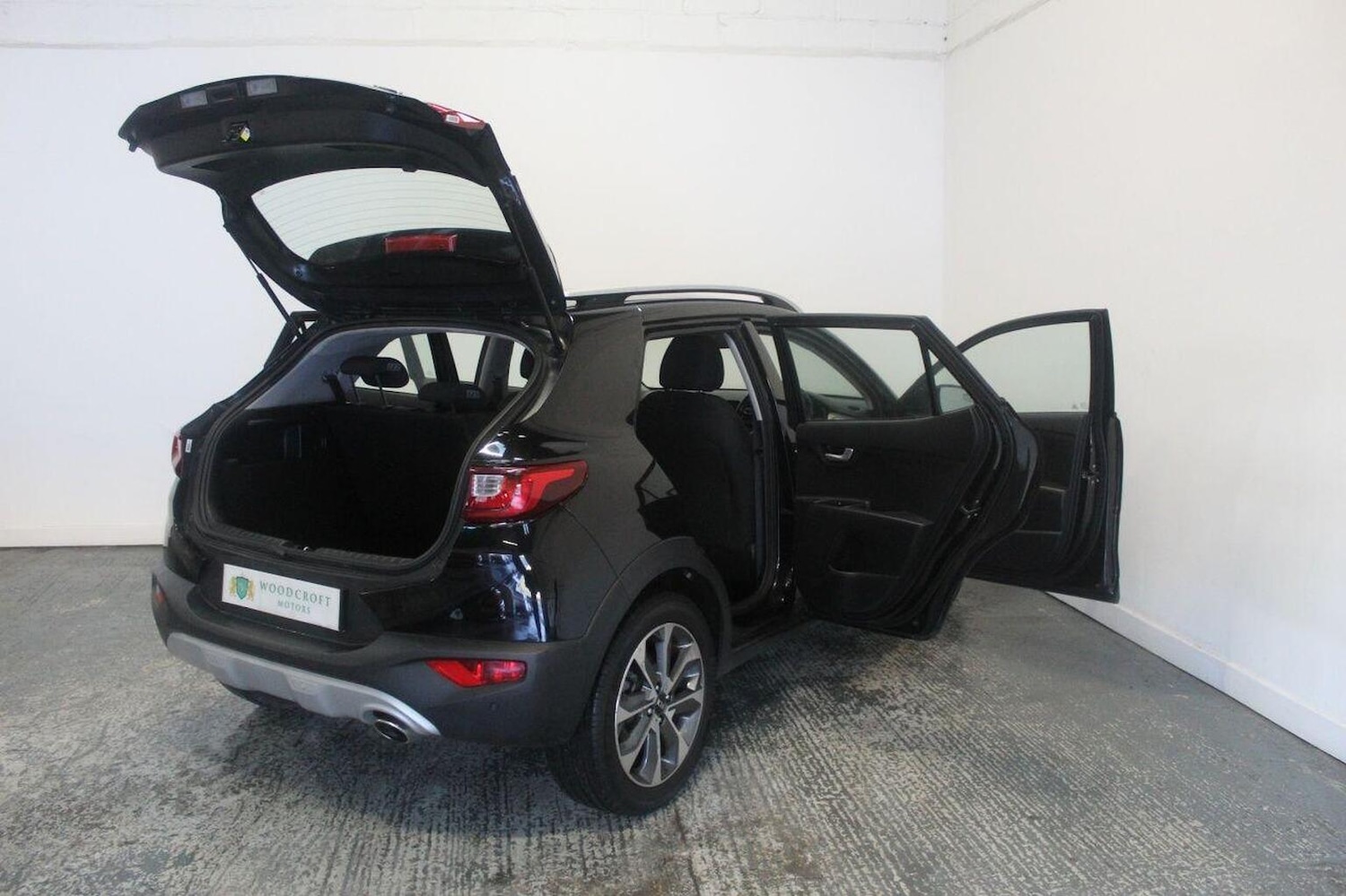 Used Kia Stonic 2018 for sale - 76941759: Photo 21