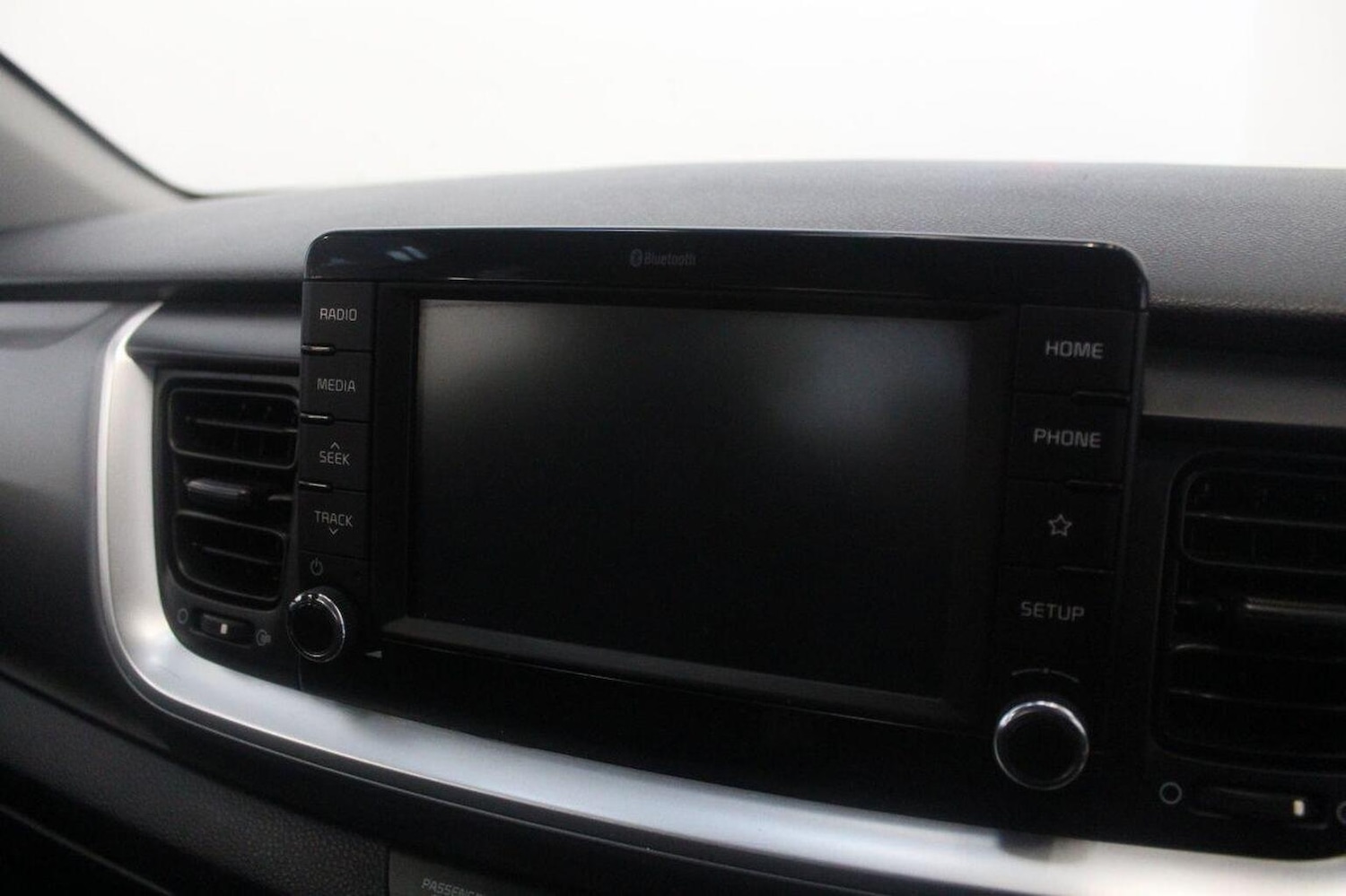 Used Kia Stonic 2018 for sale - 76941759: Photo 37