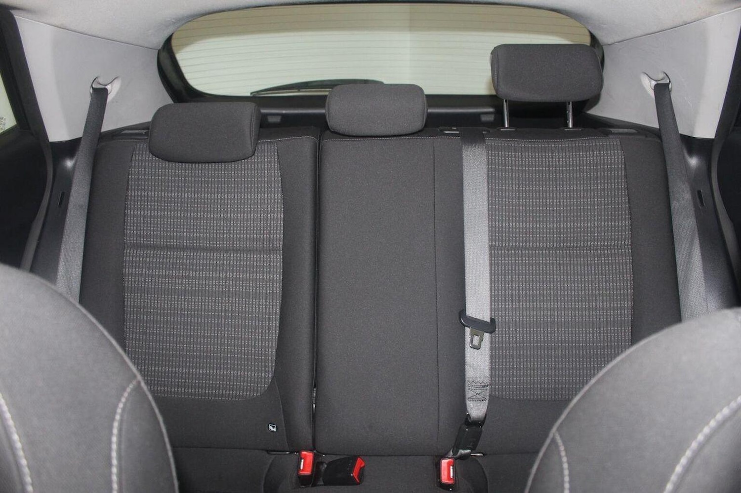 Used Kia Stonic 2018 for sale - 76941759: Photo 48