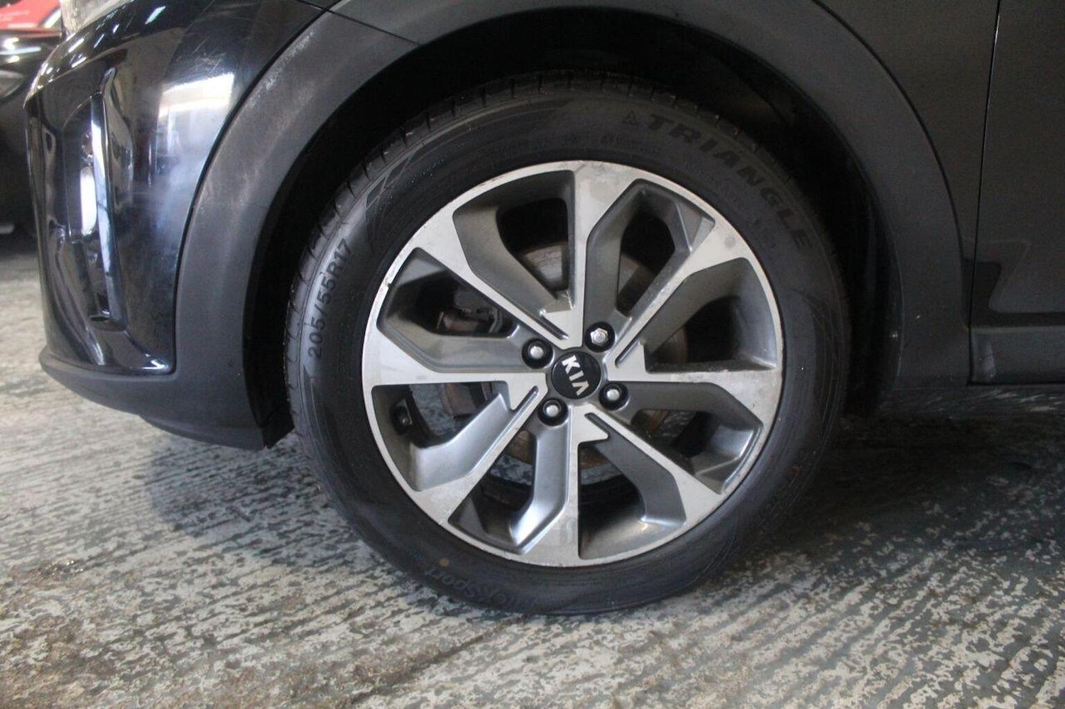 Used Kia Stonic 2018 for sale - 76941759: Photo 51