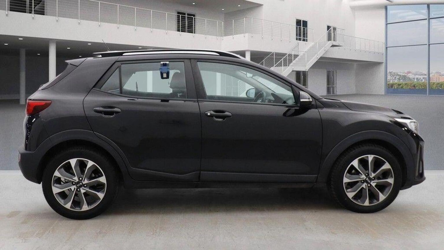 Used Kia Stonic 2018 for sale - 76941759: Photo 8