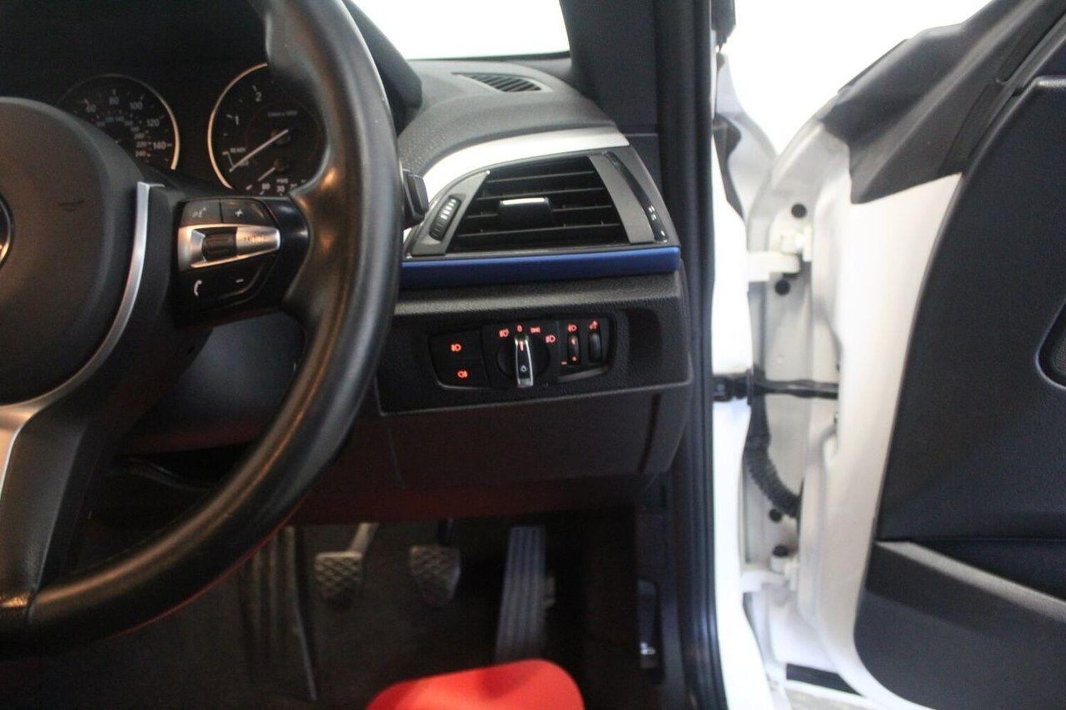 Used BMW 2 Series 2015 for sale - 76941762: Photo 46