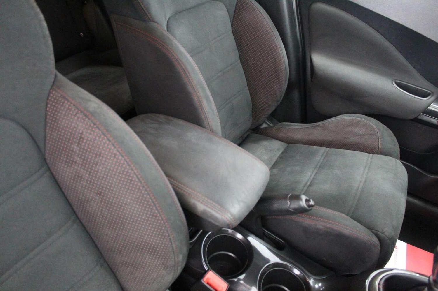 Used Nissan Juke 2017 for sale - 76461532: Photo 41